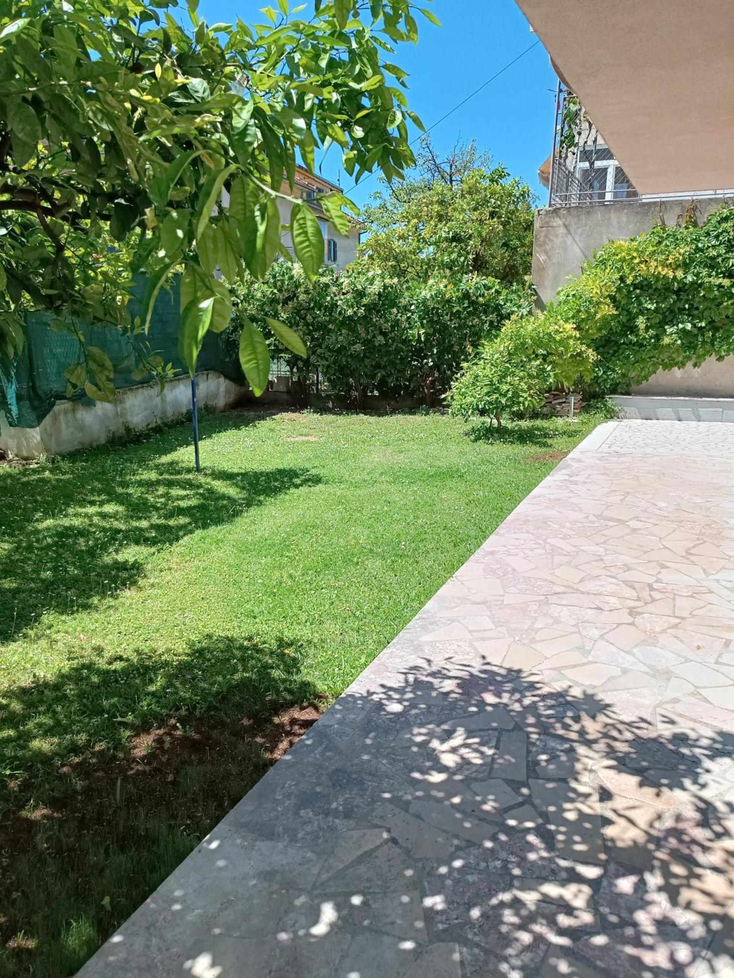 Lejlighed Valentinas Garden